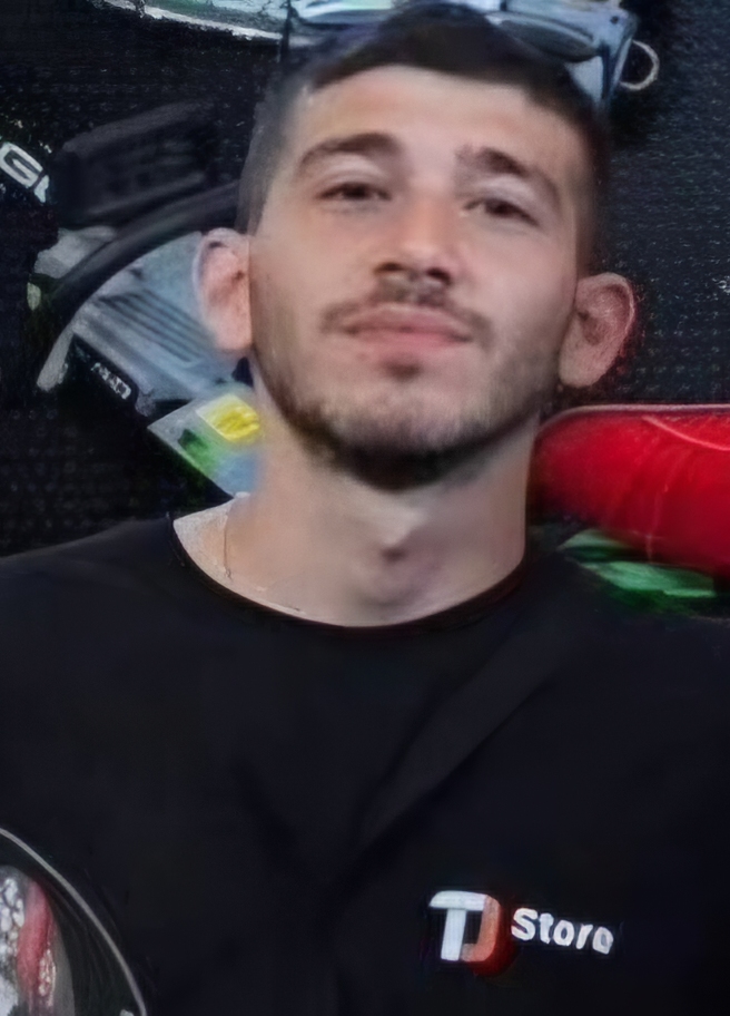 Τι κοιτάς εσύ;